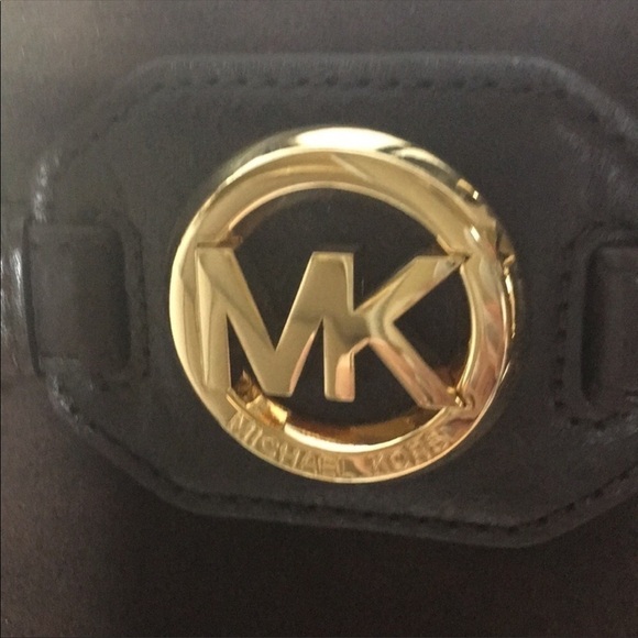 MICHAEL KORS HUDSON IN RICH EXPRESSO BROWN/GOLD - Picture 7 of 8